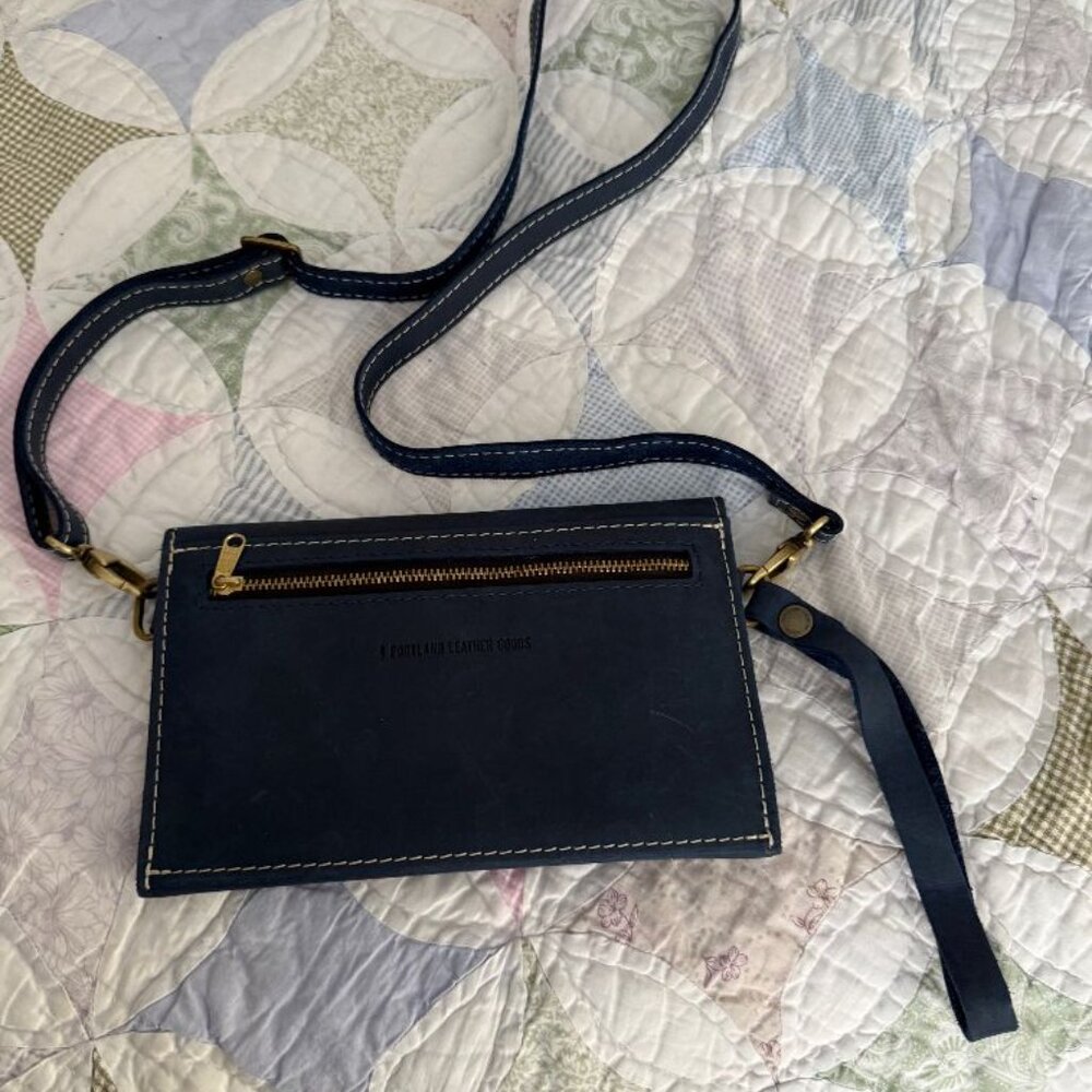 Portland Leather Goods Shoulder Bag/Wristlet - Picture 3 of 3